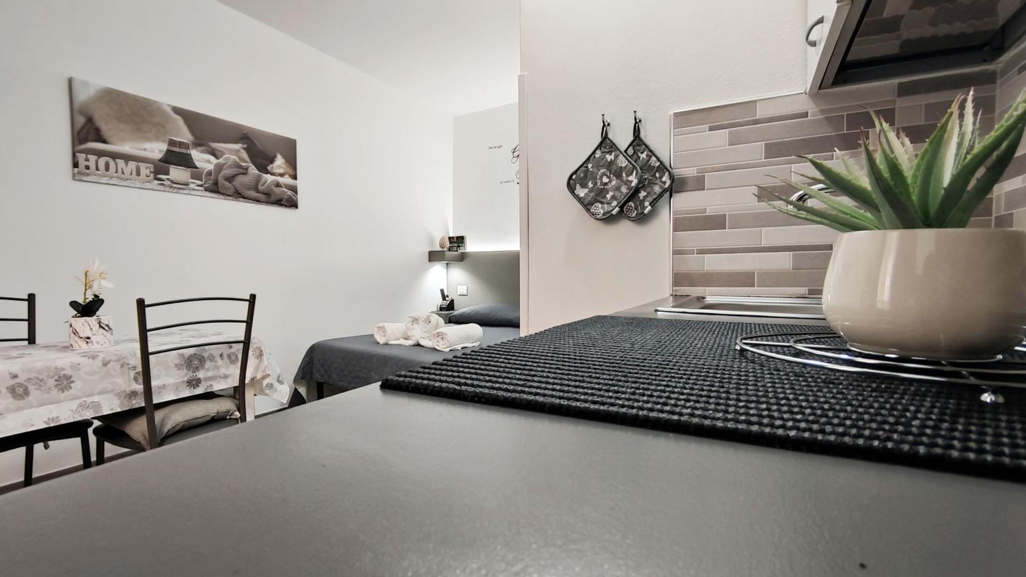 Casa Vacanze Da Nene เชฟาลู ภายนอก รูปภาพ